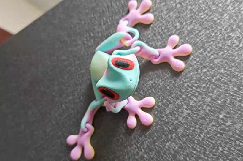 Magnetic Frog Decoration: Charming Mini Accents for Home & Fridge